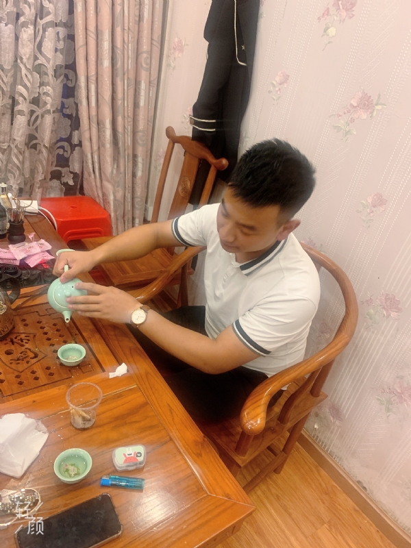 古有风琴的第二张照片--英山中老年相亲网